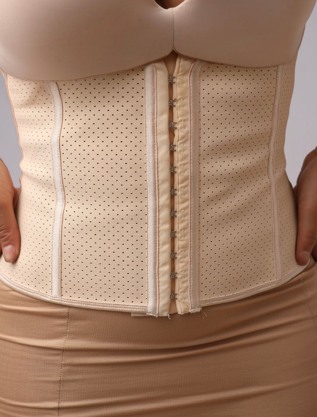 Gaine Amincissante Sculptante – Corset Taille Fine